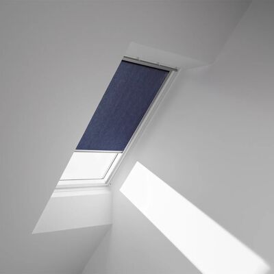 Velux Sichtschutzrollo Manuell RFL M08 9050S Blau Velux Sichtschutzrollo Manuell RFL M08 9050S Blau