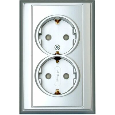 Kopp Steckdose 2-fach Malta Silber Kopp Steckdose 2-fach Malta Silber