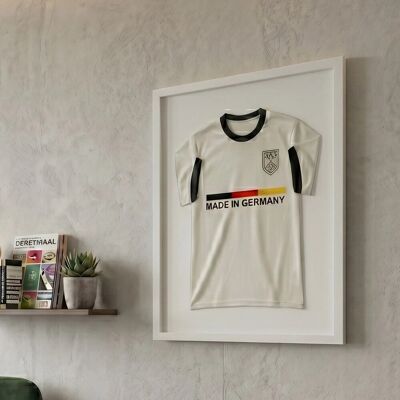 KMöbel K-Möbel Premium Echtholz Trikotrahmen Weiß 40x50 cm für Kindertrikots & Fan Shirts KMöbel K-Möbel Premium Echtholz Trikotrahmen Weiß 40x50 cm für Kindertrikots & Fan Shirts