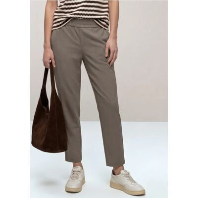 Street One Mid Waist Slim Leg Hose im Loose Fit - Braun - Damen Street One Mid Waist Slim Leg Hose im Loose Fit - Braun - Damen
