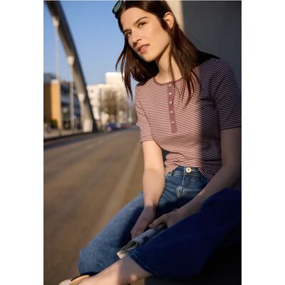 Street One Studio T-Shirt mit Rundhals und Knöpfen - Rosa - Damen Street One Studio T-Shirt mit Rundhals und Knöpfen - Rosa - Damen