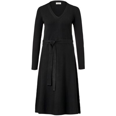 Tchibo - Strickkleid - Damen - Gr. S - schwarz schwarz Nonfood https://www.tchibo.at/products/195173183248/strickkleid?article_id=192143723766 Tchibo - Strickkleid - Damen - Gr. S - schwarz schwarz Nonfood https://www.tchibo.at/products/195173183248/strickkleid?article_id=192143723766