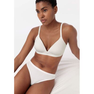 hessnatur Damen Brazil Regular Cut PURE BALANCE aus Bio-Baumwolle und TENCEL™ Modal - weiß Größe 38 hessnatur Damen Brazil Regular Cut PURE BALANCE aus Bio-Baumwolle und TENCEL™ Modal - weiß Größe 38