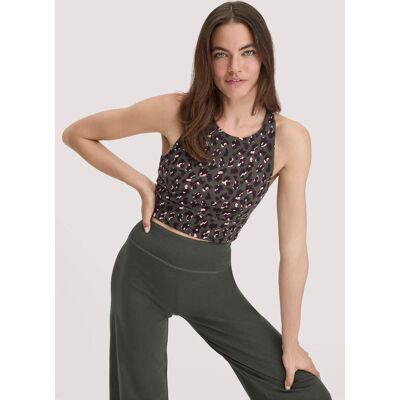 hessnatur Loungewear Bustier Highneck ACTIVE LIGHT aus Bio-Baumwolle - grün Größe 34 hessnatur Loungewear Bustier Highneck ACTIVE LIGHT aus Bio-Baumwolle - grün Größe 34