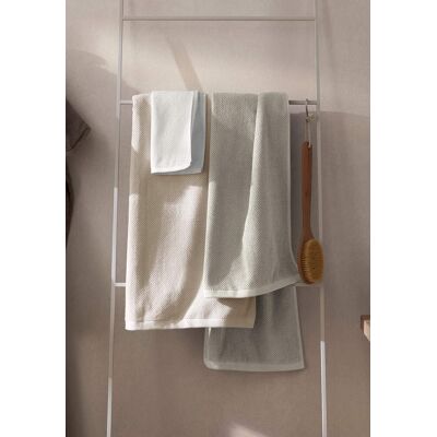 hessnatur Frottier-Handtuch mit Struktur aus Bio-Baumwolle - beige Größe 100x180 cm hessnatur Frottier-Handtuch mit Struktur aus Bio-Baumwolle - beige Größe 100x180 cm