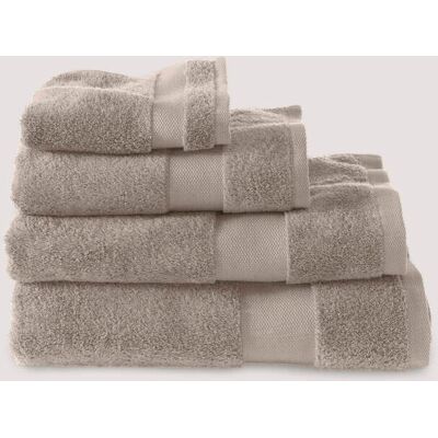 hessnatur Frottier Handtuch aus Bio-Baumwolle - beige Größe 50x100 cm hessnatur Frottier Handtuch aus Bio-Baumwolle - beige Größe 50x100 cm
