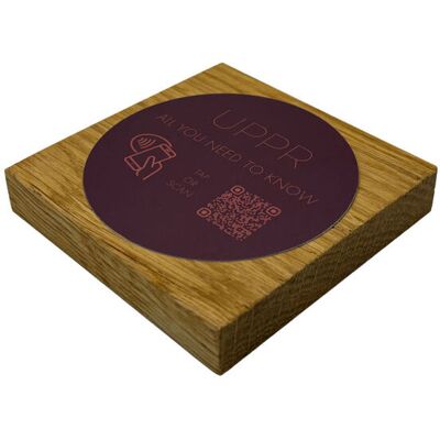 PRODUCTMATE Tischaufsteller liegend schräg mit QR-Code Aufkleber glänzend und NFC-Chip; 8.5x8.5 cm (BxH); eiche; 25 Stück / Pack PRODUCTMATE Tischaufsteller liegend schräg mit QR-Code Aufkleber glänzend und NFC-Chip; 8.5x8.5 cm (BxH); eiche; 25 Stück / Pack