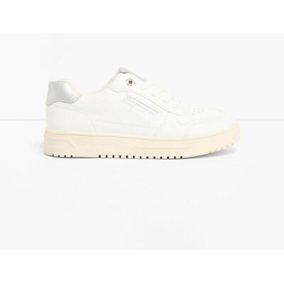 Tom Tailor Weiße Sneaker - Sportlicher Sportschuh - Größe 38 Tom Tailor Weiße Sneaker - Sportlicher Sportschuh - Größe 38