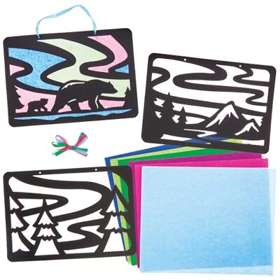 Baker Ross FN023 Nordlichter-Buntglas-Dekorationssets – 6er-Pack DIY-Dekorationen mit Buntglaseffekt für Kinder zum Dekorieren und Präsentieren Baker Ross FN023 Nordlichter-Buntglas-Dekorationssets – 6er-Pack DIY-Dekorationen mit Buntglaseffekt für Kinder zum Dekorieren und Präsentieren