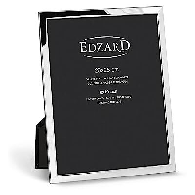 EDZARD Bilderrahmen Bergamo (für Foto 20 x 25 cm), edel versilbert, anlaufgeschützt, Samtrücken, 2 Aufhänger, zum Stellen und Hängen – Fotorahmen 20x25, Silberrahmen, Portraitrahmen, Geschenk Hochzeit EDZARD Bilderrahmen Bergamo (für Foto 20 x 25 cm), edel versilbert, anlaufgeschützt, Samtrücken, 2 Aufhänger, zum Stellen und Hängen – Fotorahmen 20x25, Silberrahmen, Portraitrahmen, Geschenk Hochzeit
