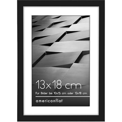Americanflat Bilderrahmen 13x18 cm in Schwarz – Bilderrahmen 10x15 cm mit Passepartout und 13x18 cm ohne Passepartout Schmaler Fotorahmen mit Bruchsicherer Scheibe für Wand und Tischplatte Americanflat Bilderrahmen 13x18 cm in Schwarz – Bilderrahmen 10x15 cm mit Passepartout und 13x18 cm ohne Passepartout Schmaler Fotorahmen mit Bruchsicherer Scheibe für Wand und Tischplatte