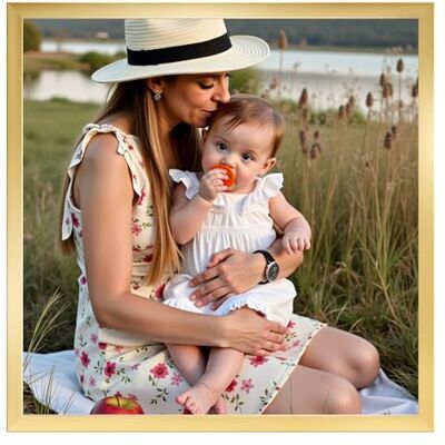 Ditwis Bilderrahmen 30x30 Gold, Quadratisch Fotorahmen für Fotos und Bilder, Wand- und Tischaufstellung, Modern Rahmen für Wohn-, Schlaf- und Büroräume Ditwis Bilderrahmen 30x30 Gold, Quadratisch Fotorahmen für Fotos und Bilder, Wand- und Tischaufstellung, Modern Rahmen für Wohn-, Schlaf- und Büroräume