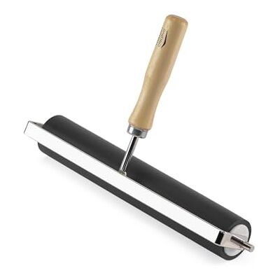 Creative Gummi Brayer Farbroller 21,5 cm mit Griff Holz und Gummi Malerrolle und Plotter Zubehör für Basteln mit (Acryl) Farbe, Schablonieren, Stempeln und Prägen, Natur Creative Gummi Brayer Farbroller 21,5 cm mit Griff Holz und Gummi Malerrolle und Plotter Zubehör für Basteln mit (Acryl) Farbe, Schablonieren, Stempeln und Prägen, Natur