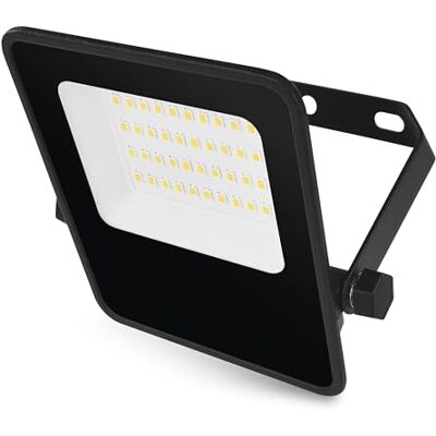EMOS LED-Strahler VISIO 20W, 3000 lm ultradünnes Aluminium Flutlicht wasserdicht neutralweiß extra hohe Lichtleistung 150lm/W Lebensdauer 36000 h Abstrahlwinkel 110° für Außenbereich EMOS LED-Strahler VISIO 20W, 3000 lm ultradünnes Aluminium Flutlicht wasserdicht neutralweiß extra hohe Lichtleistung 150lm/W Lebensdauer 36000 h Abstrahlwinkel 110° für Außenbereich