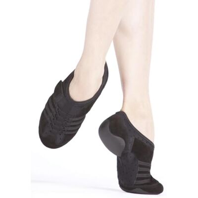 Capezio Jag Jazz Shoe, Caramel, 6 M Capezio Jag Jazz Shoe, Caramel, 6 M