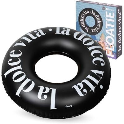 FISURA – Schwimmring aufblasbar “La Dolce vita” in Schwarz. 120 cm mit Sicherheitsventil für schnelles Aufblasen und Entleeren. Stylisches Bade-Accessoire für Wasser oder Strand. FISURA – Schwimmring aufblasbar “La Dolce vita” in Schwarz. 120 cm mit Sicherheitsventil für schnelles Aufblasen und Entleeren. Stylisches Bade-Accessoire für Wasser oder Strand.