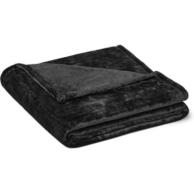 Amazon Basics Weiche Flauschige Fleecedecke, Gemütliche Sofadecke ohne Heizfunktion, 127cm x 152cm, Schwarz Amazon Basics Weiche Flauschige Fleecedecke, Gemütliche Sofadecke ohne Heizfunktion, 127cm x 152cm, Schwarz