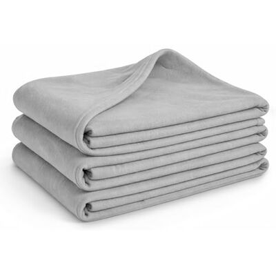 Glart Oeko-Tex Fleecedecken 3er Set in platingrau, 130x160 cm, über 200g/m2. Ideal als Sofadecke, Kuscheldecke oder Picknick-Decke Glart Oeko-Tex Fleecedecken 3er Set in platingrau, 130x160 cm, über 200g/m2. Ideal als Sofadecke, Kuscheldecke oder Picknick-Decke