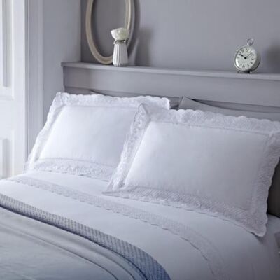 Serene "Renaissance bestickt Spitzenbesatz Bettbezug-Set, Polyester-, weiß, King Serene "Renaissance bestickt Spitzenbesatz Bettbezug-Set, Polyester-, weiß, King
