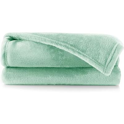 DecoKing Kuscheldecke 70x150 cm Pfefferminze Decke Microfaser Tagesdecke Fleece weich sanft kuschelig Peppermint Mic DecoKing Kuscheldecke 70x150 cm Pfefferminze Decke Microfaser Tagesdecke Fleece weich sanft kuschelig Peppermint Mic