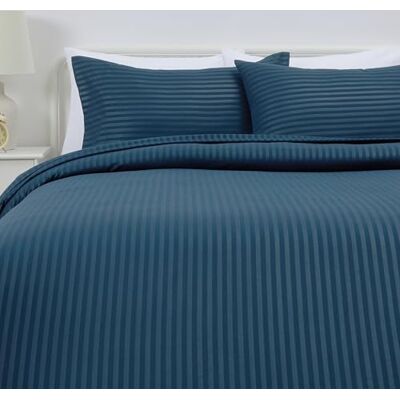 Amazon Basics Bettwäsche 240x220 3teilig Mikrofaser, Bettbezug 240 x 220 cm & 2 Kissenbezüge 50 x 80 cm, mit Druckknöpfen, Marineblau, Gestreift Amazon Basics Bettwäsche 240x220 3teilig Mikrofaser, Bettbezug 240 x 220 cm & 2 Kissenbezüge 50 x 80 cm, mit Druckknöpfen, Marineblau, Gestreift