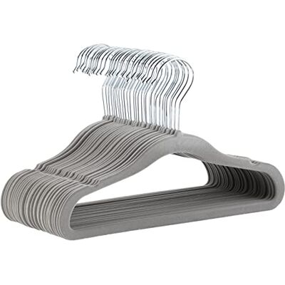 Amazon Basics Kinder-Kleiderbügel aus Samt, Rutschfest (für Babys/Kleinkinder), 29,5cm (für Babykleidung), 30er-Pack, Grau Amazon Basics Kinder-Kleiderbügel aus Samt, Rutschfest (für Babys/Kleinkinder), 29,5cm (für Babykleidung), 30er-Pack, Grau