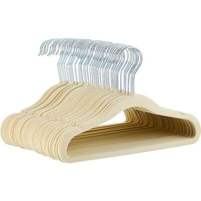 Amazon Basics Kinder-Kleiderbügel aus Samt, rutschfeste Kleiderbügel für Babys und Kleinkinder, 29 cm, 50er-Pack, Beige Amazon Basics Kinder-Kleiderbügel aus Samt, rutschfeste Kleiderbügel für Babys und Kleinkinder, 29 cm, 50er-Pack, Beige