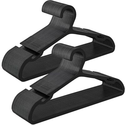 SONGMICS Kleiderbügel Kunststoff, 50er Set, Bügel, mit Breiten Schulterkerben, platzsparend, 41,7 cm breit, tintenschwarz CRP010B01 SONGMICS Kleiderbügel Kunststoff, 50er Set, Bügel, mit Breiten Schulterkerben, platzsparend, 41,7 cm breit, tintenschwarz CRP010B01