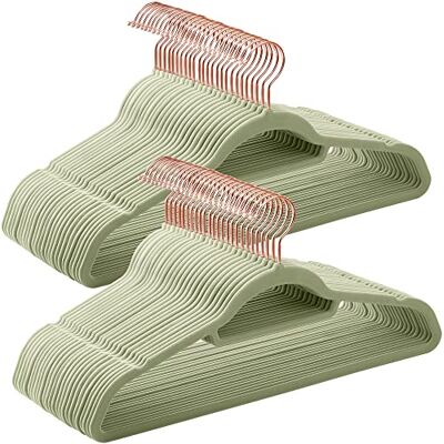 SONGMICS Kleiderbügel Samt, 50er Set, Bügel, rutschfest, kleine Stange für Krawatten, 360° drehbarer Haken, 0,6 cm dick, platzsparend, 43,5 cm lang, für Mäntel, Hosen, Roségold-Hellgrün CRF021GR50 SONGMICS Kleiderbügel Samt, 50er Set, Bügel, rutschfest, kleine Stange für Krawatten, 360° drehbarer Haken, 0,6 cm dick, platzsparend, 43,5 cm lang, für Mäntel, Hosen, Roségold-Hellgrün CRF021GR50