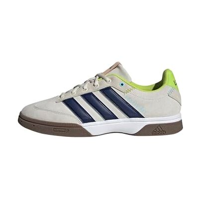 Adidas Herren SPEZIALIST Indoor Shoes, Off White/FTWR White/FTWR White, 46 2/3 EU Adidas Herren SPEZIALIST Indoor Shoes, Off White/FTWR White/FTWR White, 46 2/3 EU