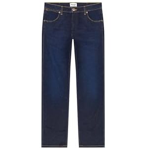 Wrangler Men's Greensboro Jeans, Moonlight Rinse, 33/30 Wrangler Men's Greensboro Jeans, Moonlight Rinse, 33/30