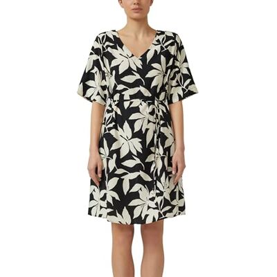 s.Oliver Strukturiertes Kleid mit Gürtel s.Oliver Strukturiertes Kleid mit Gürtel