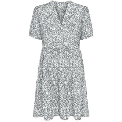 ONLY Onlnova Life Vis S/S Thea Dress AOP ONLY Onlnova Life Vis S/S Thea Dress AOP