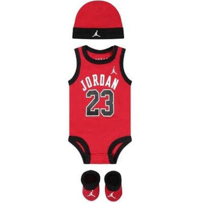 NIKE Jordan Baby 23 Jersey Set, Gym Red, 0/6 Monate NIKE Jordan Baby 23 Jersey Set, Gym Red, 0/6 Monate