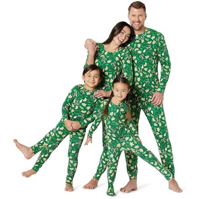 Amazon Essentials Unisex Kinder Passende Weihnachts-Pyjama-Sets für die ganze Familie, Dunkles Smaragdgrün Lebkuchen, 8 Jahre Amazon Essentials Unisex Kinder Passende Weihnachts-Pyjama-Sets für die ganze Familie, Dunkles Smaragdgrün Lebkuchen, 8 Jahre