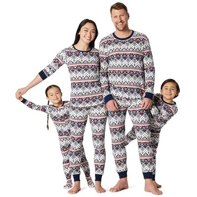 Amazon Essentials Unisex Kinder Passende Weihnachts-Pyjama-Sets für die ganze Familie, Winter Fairisle, 6-7 Jahre Amazon Essentials Unisex Kinder Passende Weihnachts-Pyjama-Sets für die ganze Familie, Winter Fairisle, 6-7 Jahre