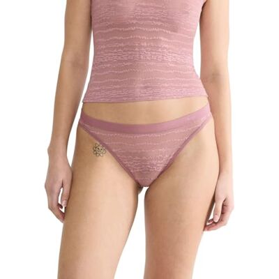 Sloggi Free Evolve String Lace Date Night Pink Sloggi Free Evolve String Lace Date Night Pink