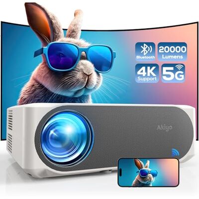 AKIYO Beamer 4K, O8 20000 Lumen WiFi6 Bluetooth5.2 Full HD 1080P Native, Beamer 4K Heimkino 300“ Display, Tragbarer Outdoor Projektor mit Staubnetz, Kompatibel mit TV Stick/Smartphone/PC/PS5 AKIYO Beamer 4K, O8 20000 Lumen WiFi6 Bluetooth5.2 Full HD 1080P Native, Beamer 4K Heimkino 300“ Display, Tragbarer Outdoor Projektor mit Staubnetz, Kompatibel mit TV Stick/Smartphone/PC/PS5