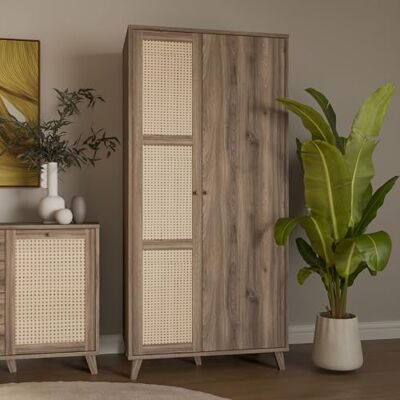 Forte GLENKEEN Kleiderschrank 100, Kleiderschrank im Boho-Stil mit 2 Türen, Holzwerkstoff, Valencia Eiche Holzdekor Naturrattan, 94,8 cm breit x 199,2 cm hoch x 56 cm tief Forte GLENKEEN Kleiderschrank 100, Kleiderschrank im Boho-Stil mit 2 Türen, Holzwerkstoff, Valencia Eiche Holzdekor Naturrattan, 94,8 cm breit x 199,2 cm hoch x 56 cm tief