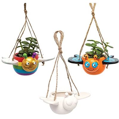 Baker Ross FC821 Schmetterling Keramik Blumentopf zum Aufhängen 3er Pack, Keramik Bastelset für Kinder zum Bemalen, Dekorieren und Basteln Baker Ross FC821 Schmetterling Keramik Blumentopf zum Aufhängen 3er Pack, Keramik Bastelset für Kinder zum Bemalen, Dekorieren und Basteln