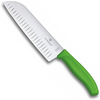 Victorinox Swiss Classic Santokumesser, Messer Asiatischer Art, Extra Scharfe Klinge, Kullenschliff, 17 cm, Rostfreier Stahl, Blister, Grün Victorinox Swiss Classic Santokumesser, Messer Asiatischer Art, Extra Scharfe Klinge, Kullenschliff, 17 cm, Rostfreier Stahl, Blister, Grün