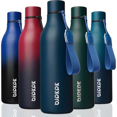 BJPKPK Isolierte Wasserflaschen, 750 ml Edelstahl Metall Trinkflasche Mit Trageriemen, BPA Frei Wasserdicht Thermos, Flaschen, Wiederverwendbare Thermosflasche Für Sport & Reisen, Marineblau BJPKPK Isolierte Wasserflaschen, 750 ml Edelstahl Metall Trinkflasche Mit Trageriemen, BPA Frei Wasserdicht Thermos, Flaschen, Wiederverwendbare Thermosflasche Für Sport & Reisen, Marineblau