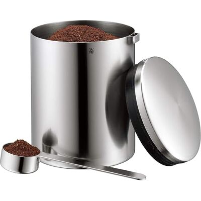 WMF Kult Tee- Kaffeedose Edelstahl für 500g, Edelstahldose mit Maßlöffel, Kaffeebohnen Behälter, Cromargan Edelstahl mattiert, für Kaffeepulver und Kaffeebohnen, spülmaschinengeeignet WMF Kult Tee- Kaffeedose Edelstahl für 500g, Edelstahldose mit Maßlöffel, Kaffeebohnen Behälter, Cromargan Edelstahl mattiert, für Kaffeepulver und Kaffeebohnen, spülmaschinengeeignet