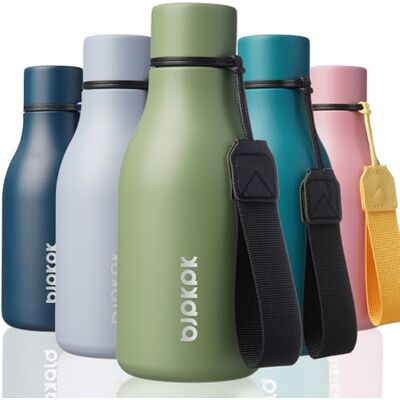 BJPKPK Isolierte Wasserflaschen, 350 ml Edelstahl Metall Trinkflasche Mit Trageriemen, BPA Frei Wasserdicht Thermos, Flaschen, Wiederverwendbare Thermosflasche Für Sport & Reisen, Waldgrün BJPKPK Isolierte Wasserflaschen, 350 ml Edelstahl Metall Trinkflasche Mit Trageriemen, BPA Frei Wasserdicht Thermos, Flaschen, Wiederverwendbare Thermosflasche Für Sport & Reisen, Waldgrün