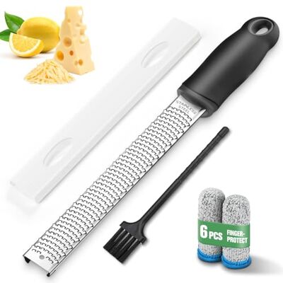 NEUTYPECHIC Manuelle Käsereibe & Zestenschneider, Zitrusfrüchte, Premium Classic, scharf, Edelstahl, für Küche & Backen, Zitronenschälmaschine, bequemer Griff und Schutzhülle NEUTYPECHIC Manuelle Käsereibe & Zestenschneider, Zitrusfrüchte, Premium Classic, scharf, Edelstahl, für Küche & Backen, Zitronenschälmaschine, bequemer Griff und Schutzhülle