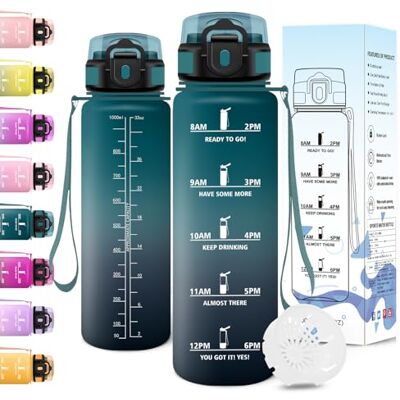 Motswedi Trinkflasche, 1000ML BPA-Frei, Wasserflasche, Auslaufsicheres Schlossdesign, Flasche, Trinkflasche Sport Mit Zeitmarkierung, Trinkflaschen für Camping, Fitnessstudio Auslaufsichere Grün&Grau Motswedi Trinkflasche, 1000ML BPA-Frei, Wasserflasche, Auslaufsicheres Schlossdesign, Flasche, Trinkflasche Sport Mit Zeitmarkierung, Trinkflaschen für Camping, Fitnessstudio Auslaufsichere Grün&Grau
