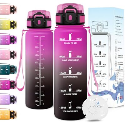 Motswedi Trinkflasche, 1000ML BPA-Frei, Wasserflasche, Auslaufsicheres Schlossdesign, Flasche, Trinkflasche Sport Mit Zeitmarkierung, Trinkflaschen für Camping, Fitnessstudio Auslaufsichere Lila&Schwarz Motswedi Trinkflasche, 1000ML BPA-Frei, Wasserflasche, Auslaufsicheres Schlossdesign, Flasche, Trinkflasche Sport Mit Zeitmarkierung, Trinkflaschen für Camping, Fitnessstudio Auslaufsichere Lila&Schwarz
