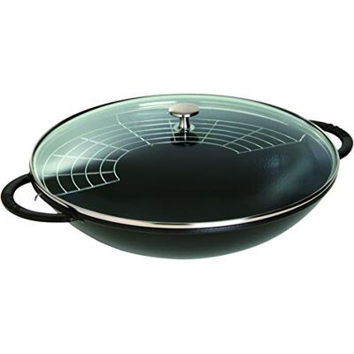 STAUB Gusseisen Wok, Ø 37 cm, mit Glasdeckel und herausnehmbaren Gittereinsatz, für alle Herdarten inkl. Induktion, 5,7 L, Schwarz STAUB Gusseisen Wok, Ø 37 cm, mit Glasdeckel und herausnehmbaren Gittereinsatz, für alle Herdarten inkl. Induktion, 5,7 L, Schwarz