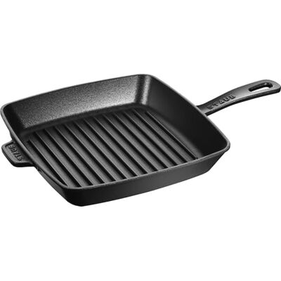 STAUB Amerikanische Grillpfanne aus emailliertem Gusseisen, 26 cm, Für alle Herdarten inkl. Induktion & Backofen, Schwarz STAUB Amerikanische Grillpfanne aus emailliertem Gusseisen, 26 cm, Für alle Herdarten inkl. Induktion & Backofen, Schwarz