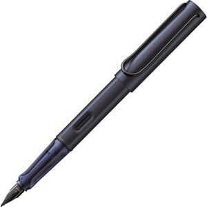 Lamy AL-star dark dusk Füller – Füllhalter mit ergonomischem Griff & polierter Stahlfeder in Strichbreite EF – leichtes Aluminiumgehäuse – inkl. Tintenpatrone T 10 blau – Rechtshänder Lamy AL-star dark dusk Füller – Füllhalter mit ergonomischem Griff & polierter Stahlfeder in Strichbreite EF – leichtes Aluminiumgehäuse – inkl. Tintenpatrone T 10 blau – Rechtshänder